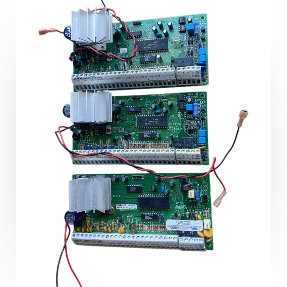 Dsc model PC5010 powerseries control circuit bundle of 3